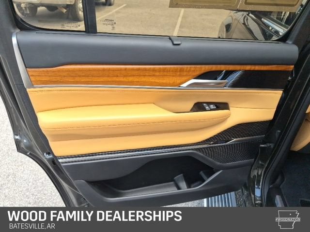 2023 Jeep Grand Wagoneer Series III