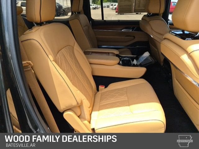2023 Jeep Grand Wagoneer Series III