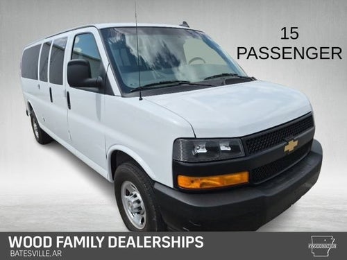 2025 Chevrolet Express Passenger 1LS