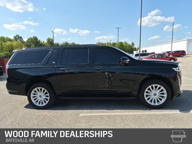 2023 Cadillac Escalade ESV 4WD Luxury