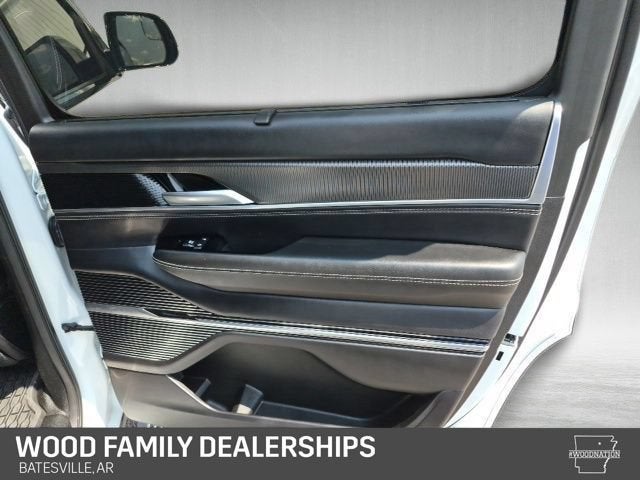 2022 Jeep Grand Wagoneer Series II Obsidian