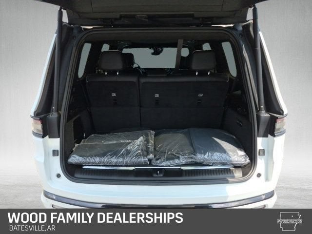 2022 Jeep Grand Wagoneer Series II Obsidian
