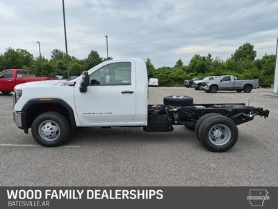 2026 GMC Sierra 3500 HD Chassis Cab Pro