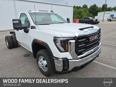 2026 GMC Sierra 3500 HD Chassis Cab Pro