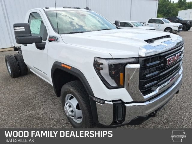 2026 GMC Sierra 3500 HD Chassis Cab Pro