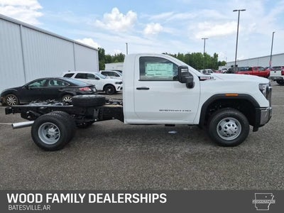 2026 GMC Sierra 3500 HD Chassis Cab Pro