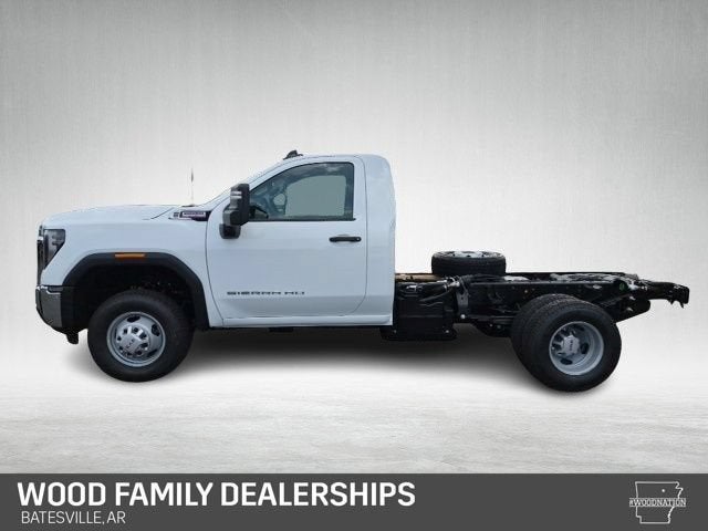 2026 GMC Sierra 3500 HD Chassis Cab Pro