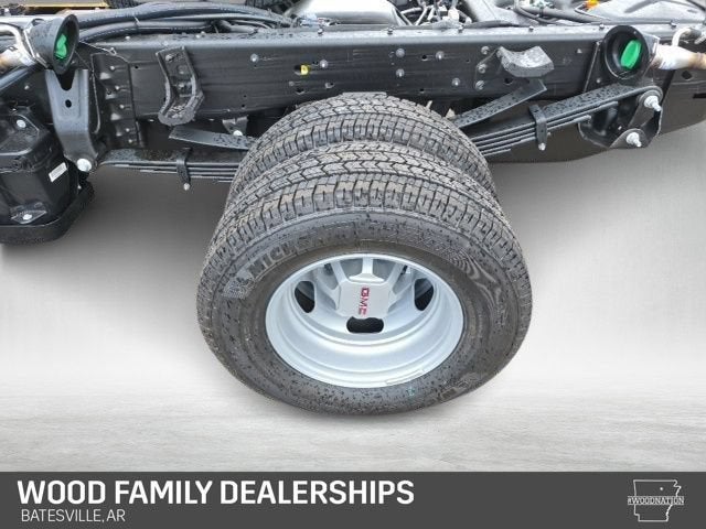 2026 GMC Sierra 3500 HD Chassis Cab Pro