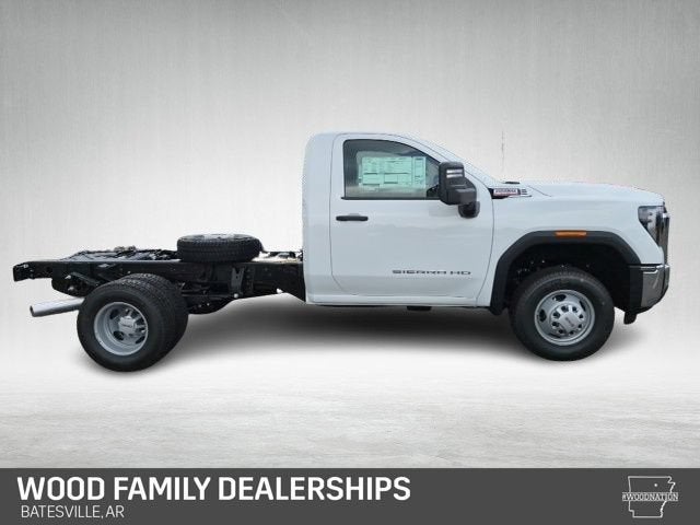 2026 GMC Sierra 3500 HD Chassis Cab Pro