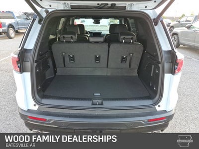 2027 GMC Acadia Elevation