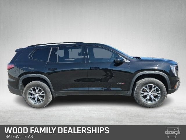 2024 GMC Acadia AT4