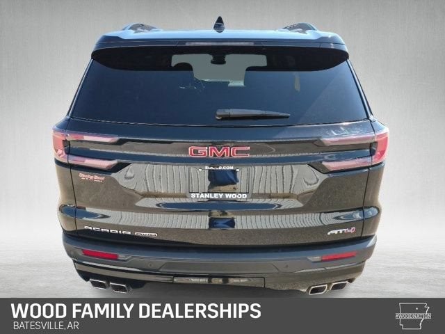 2024 GMC Acadia AT4