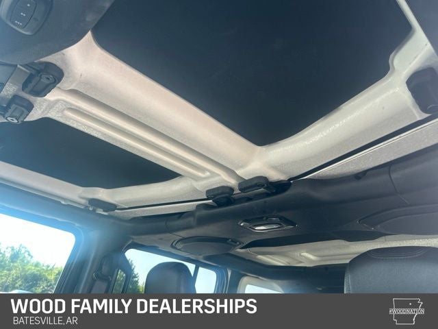 2022 Jeep Wrangler Unlimited Sahara Altitude 4x4