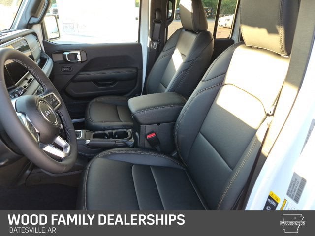 2027 Jeep Wrangler WRANGLER 4-DOOR SAHARA