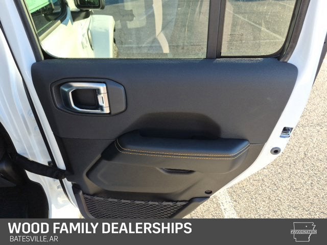 2027 Jeep Wrangler WRANGLER 4-DOOR SAHARA