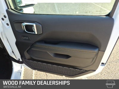 2027 Jeep Wrangler WRANGLER 4-DOOR SAHARA