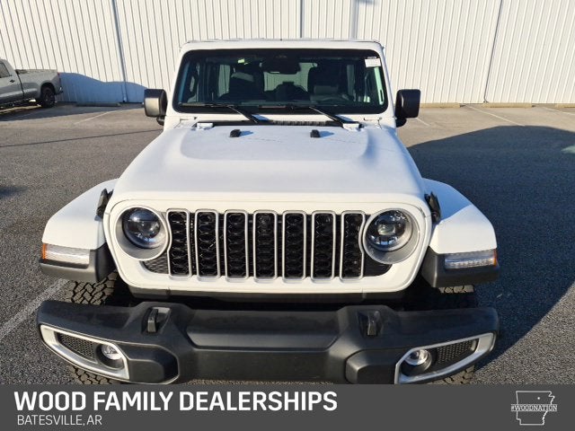 2027 Jeep Wrangler WRANGLER 4-DOOR SAHARA