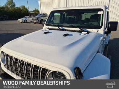 2027 Jeep Wrangler WRANGLER 4-DOOR SAHARA