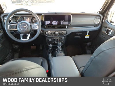 2027 Jeep Wrangler WRANGLER 4-DOOR SAHARA