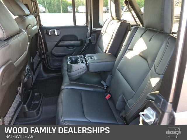 2027 Jeep Wrangler WRANGLER 4-DOOR SAHARA