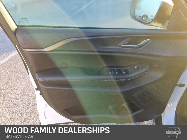 2027 Jeep Grand Cherokee GRAND CHEROKEE LAREDO X 4X4
