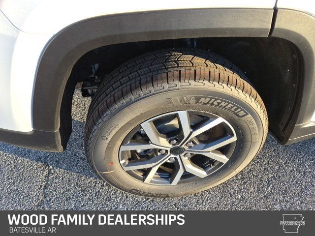2027 Jeep Grand Cherokee GRAND CHEROKEE LAREDO X 4X4