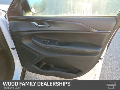 2027 Jeep Grand Cherokee GRAND CHEROKEE LAREDO X 4X4