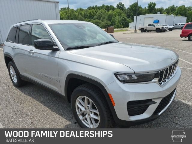 2026 Jeep Grand Cherokee GRAND CHEROKEE LAREDO X 4X4