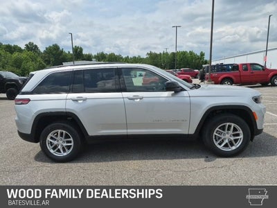 2026 Jeep Grand Cherokee GRAND CHEROKEE LAREDO X 4X4