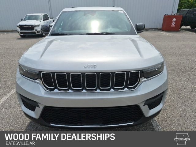 2026 Jeep Grand Cherokee GRAND CHEROKEE LAREDO X 4X4