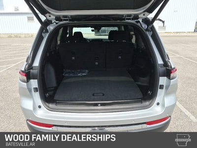 2026 Jeep Grand Cherokee GRAND CHEROKEE LAREDO X 4X4