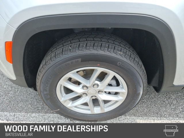 2026 Jeep Grand Cherokee GRAND CHEROKEE LAREDO X 4X4
