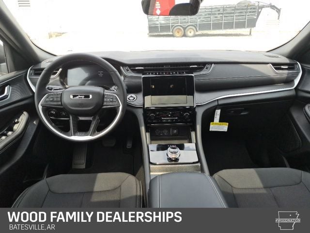 2026 Jeep Grand Cherokee GRAND CHEROKEE LAREDO X 4X4