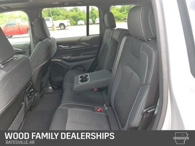 2026 Jeep Grand Cherokee GRAND CHEROKEE LAREDO X 4X4