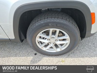 2026 Jeep Grand Cherokee GRAND CHEROKEE LAREDO X 4X4