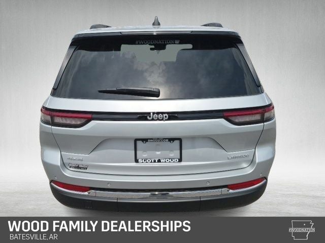 2026 Jeep Grand Cherokee GRAND CHEROKEE LAREDO X 4X4