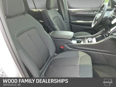 2026 Jeep Grand Cherokee GRAND CHEROKEE LAREDO X 4X4