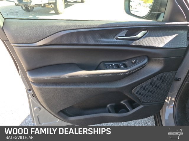 2027 Jeep Grand Cherokee GRAND CHEROKEE LAREDO 4X4