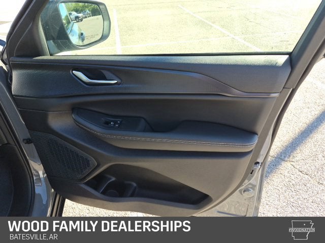 2027 Jeep Grand Cherokee GRAND CHEROKEE LAREDO 4X4