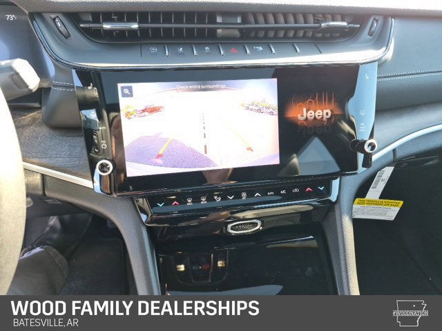 2027 Jeep Grand Cherokee GRAND CHEROKEE LAREDO ALTITUDE 4X4