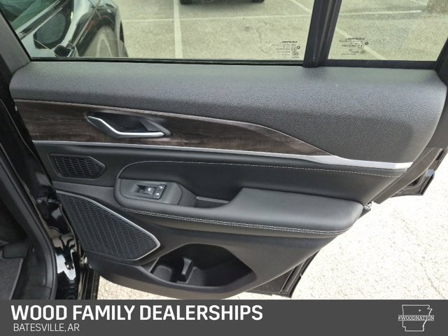 2027 Jeep Grand Cherokee GRAND CHEROKEE LIMITED RESERVE 4X4