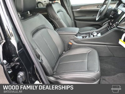 2027 Jeep Grand Cherokee GRAND CHEROKEE LIMITED RESERVE 4X4