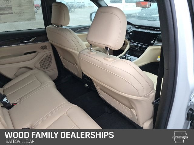 2027 Jeep Grand Cherokee GRAND CHEROKEE LIMITED 4X4