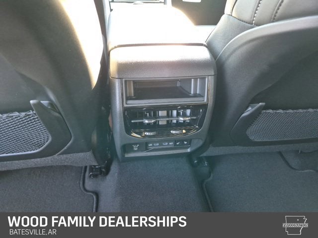 2027 Jeep Grand Cherokee GRAND CHEROKEE LIMITED 4X4