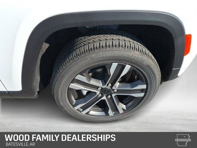 2027 Jeep Grand Cherokee GRAND CHEROKEE LIMITED 4X4