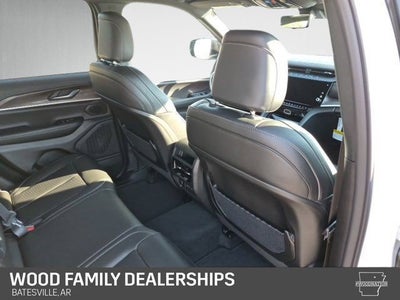 2027 Jeep Grand Cherokee GRAND CHEROKEE LIMITED 4X4