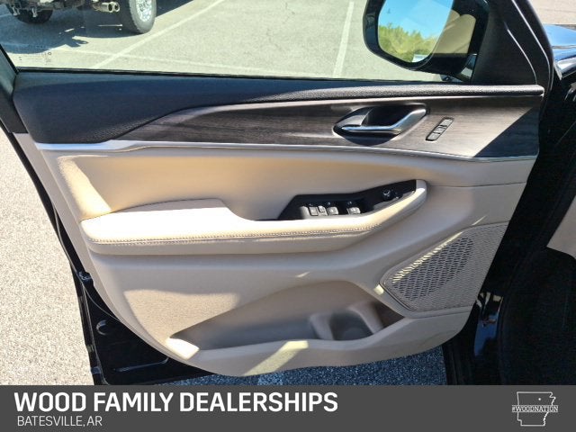 2027 Jeep Grand Cherokee GRAND CHEROKEE LIMITED 4X4