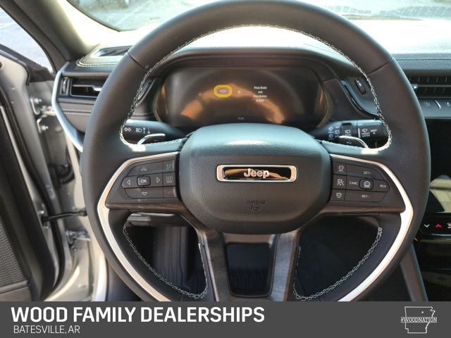 2026 Jeep Grand Cherokee GRAND CHEROKEE L LAREDO ALTITUDE 4X4