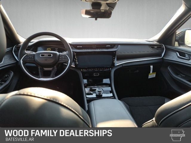 2026 Jeep Grand Cherokee GRAND CHEROKEE L LAREDO ALTITUDE 4X4