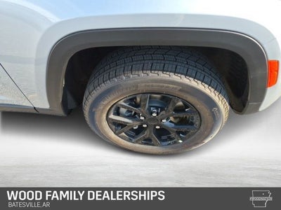 2026 Jeep Grand Cherokee GRAND CHEROKEE L LAREDO ALTITUDE 4X4
